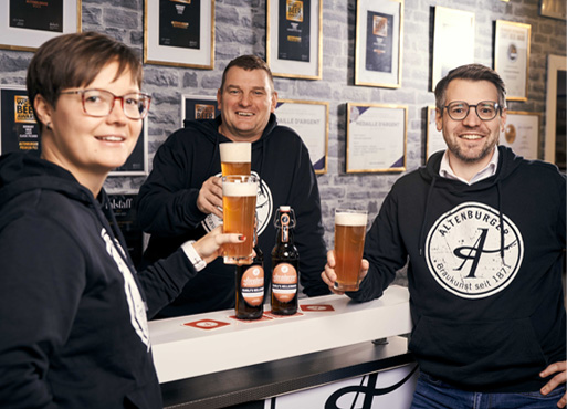 Ein neuer Biergenuss nach alter Tradition: Karli’s Kellerbier aus der Altenburger Brauerei 